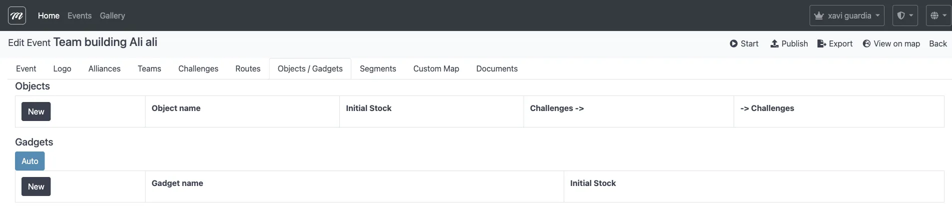 Pestaña de Objetos y Gadgets mostrando las secciones de Objetos y Gadgets con botones Nuevo