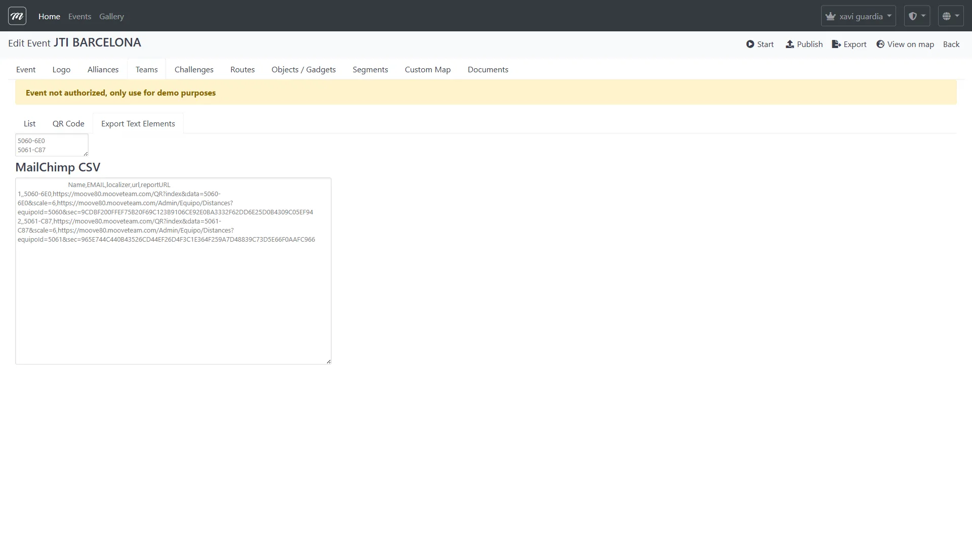 Subpestaña Export Text Elements mostrando lista de localizadores de equipo y CSV de MailChimp con URLs de registro